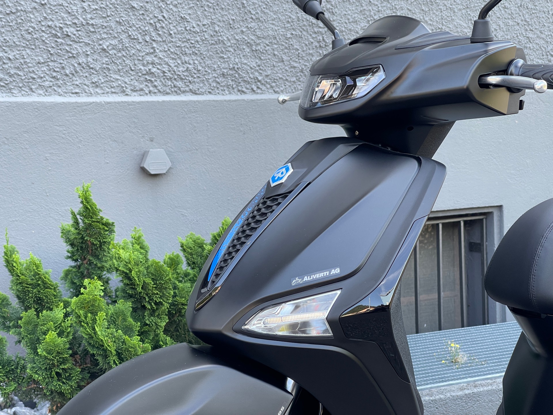 PIAGGIO Liberty 125 Sport-image-2