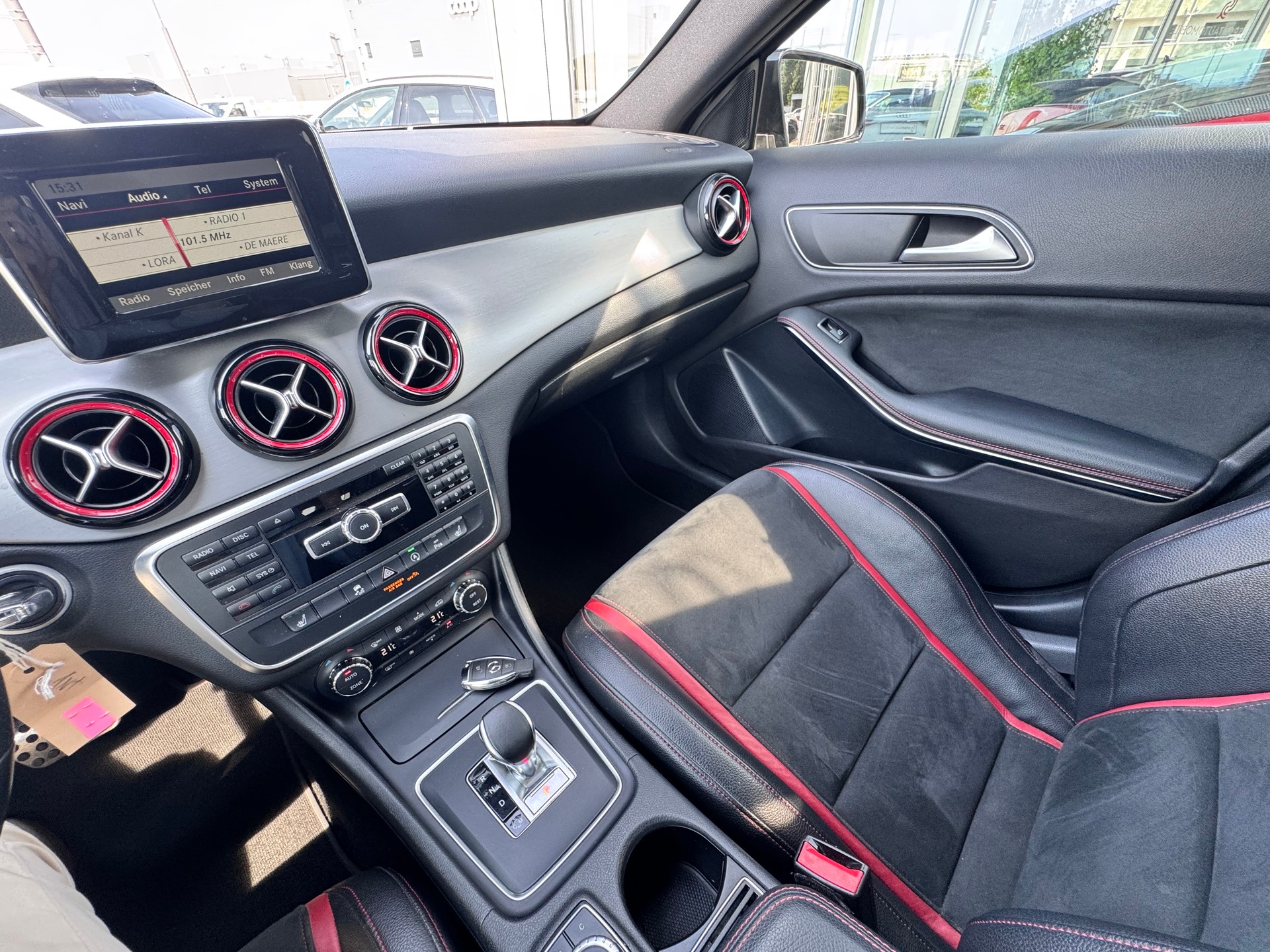 MERCEDES-BENZ GLA 45 AMG 4Matic 7G-DCT-image-20