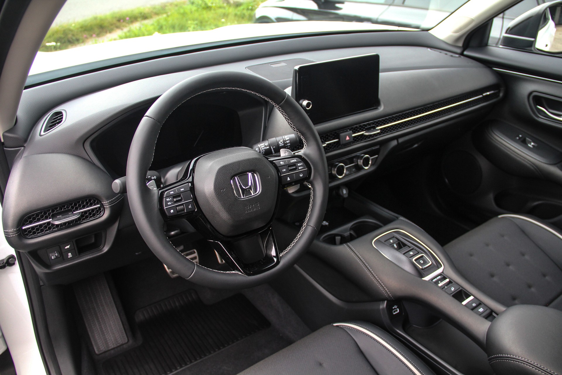 HONDA ZR-V 2.0i MMD Hybrid Sport Automatic 🇯🇵 ⭐⭐⭐⭐⭐-image-4