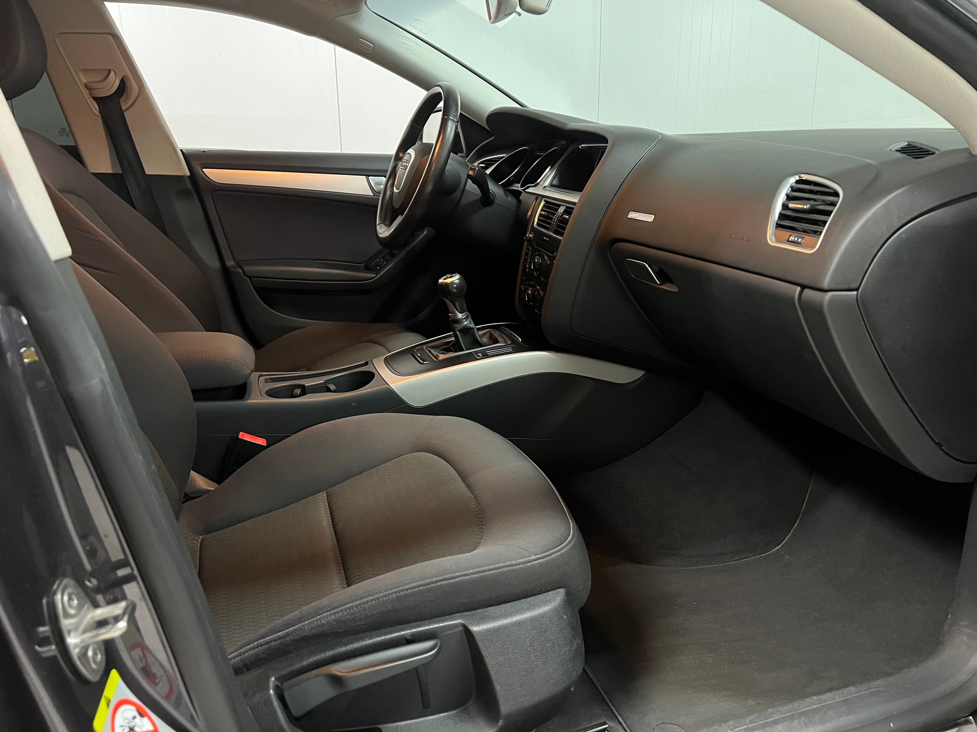 AUDI A5 Sportback *Manual*-image-5