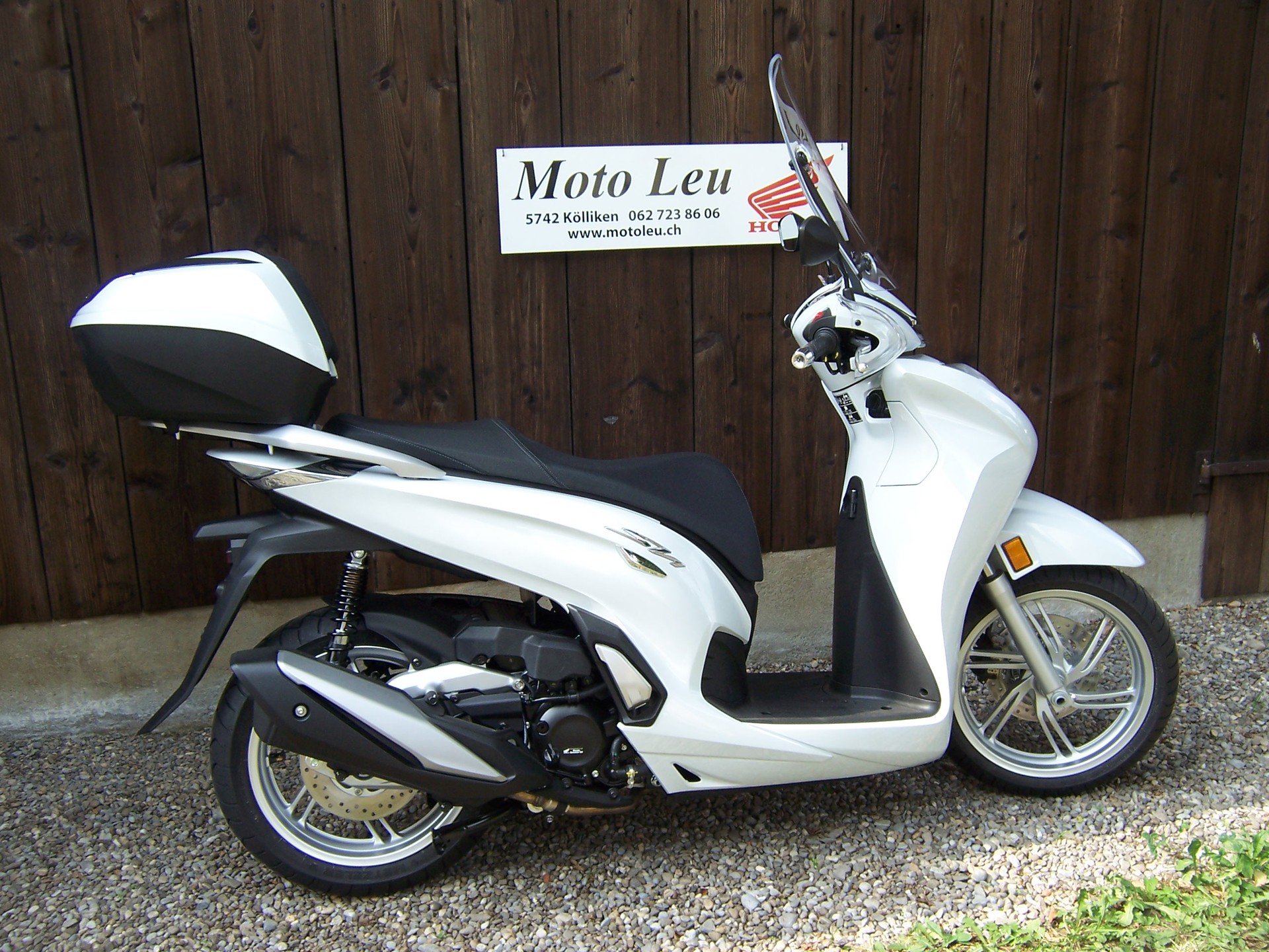 HONDA SH 350-image-8