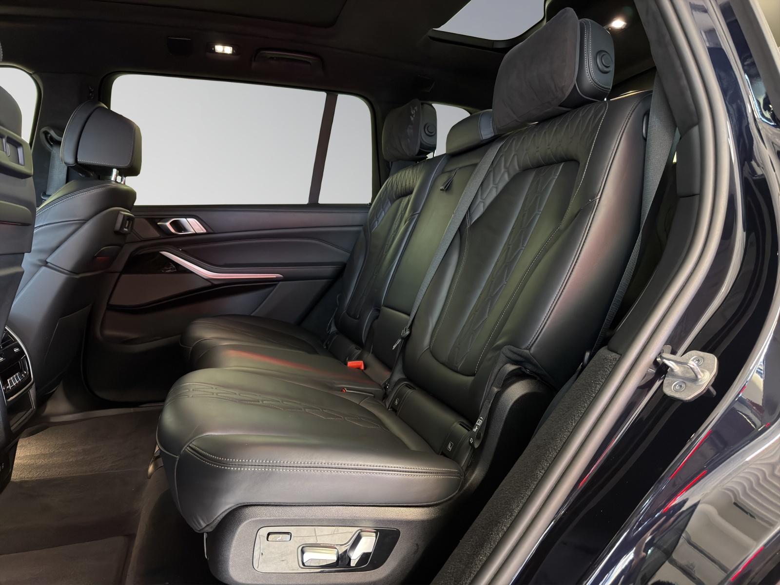 BMW X7 40i xDrive M-SportPaket-image-15