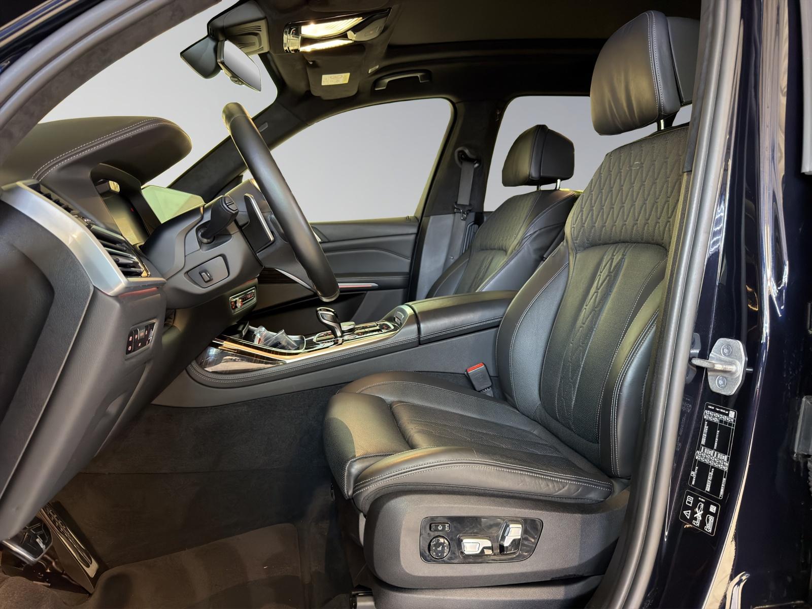 BMW X7 40i xDrive M-SportPaket-image-10