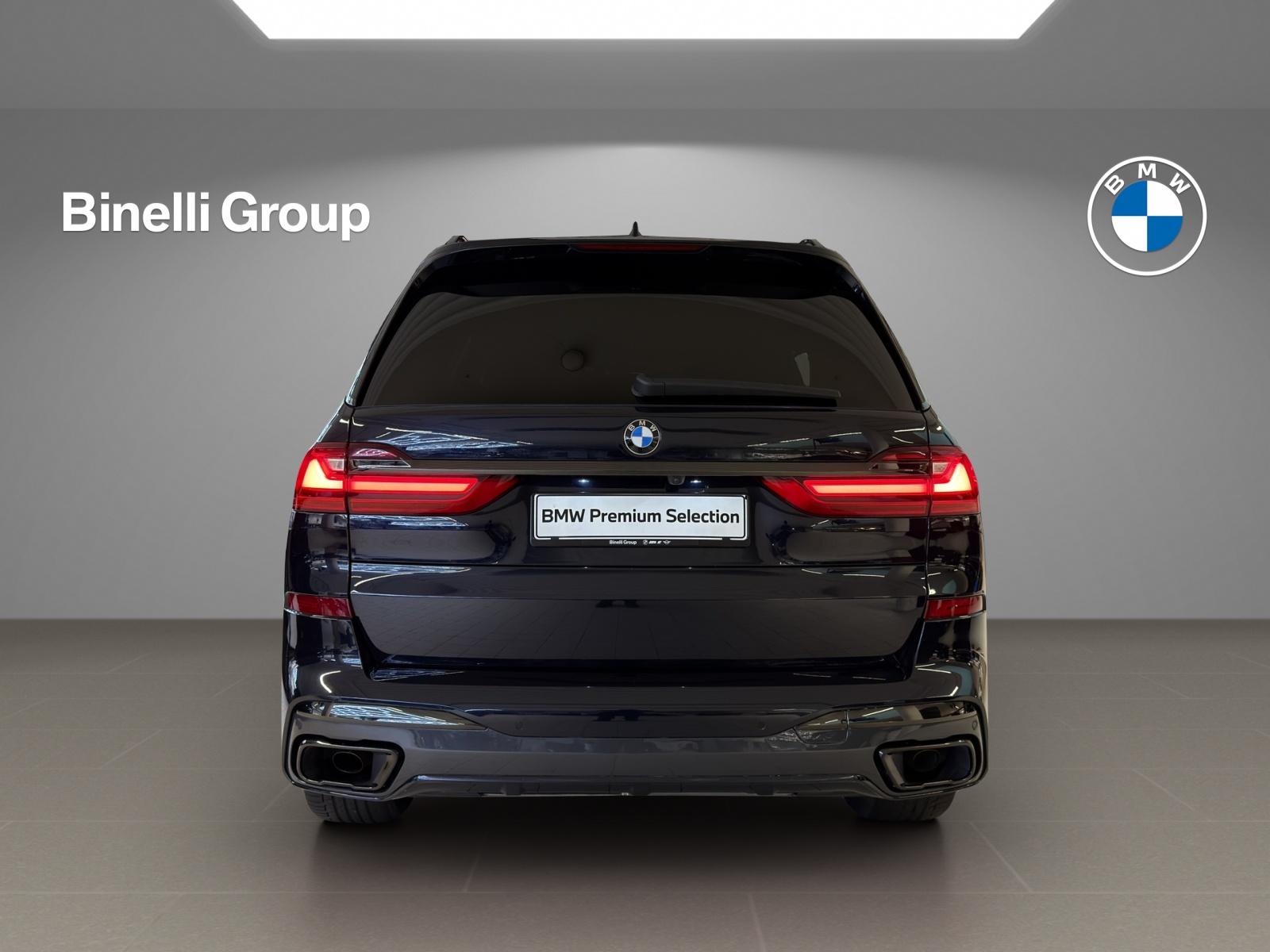 BMW X7 40i xDrive M-SportPaket-showroom-element-3