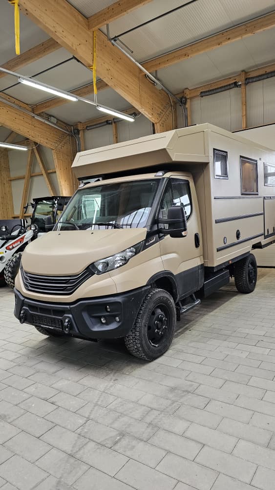 IVECO Daily 4x4 Venture XT by CapricornTrucks