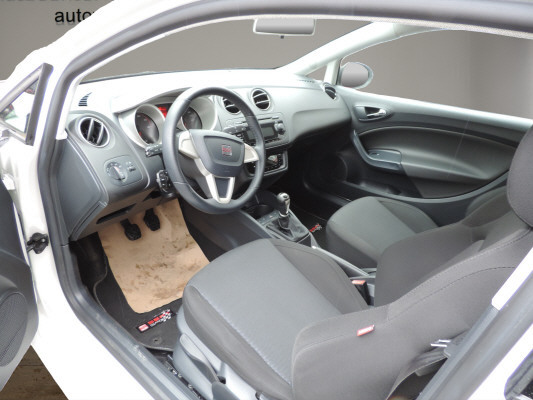 SEAT Ibiza SC 1.6 Sport-image-4