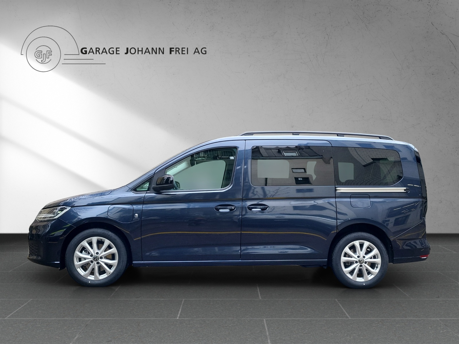 VW Caddy Liberty Maxi 1.5eHybrid-showroom-element-1