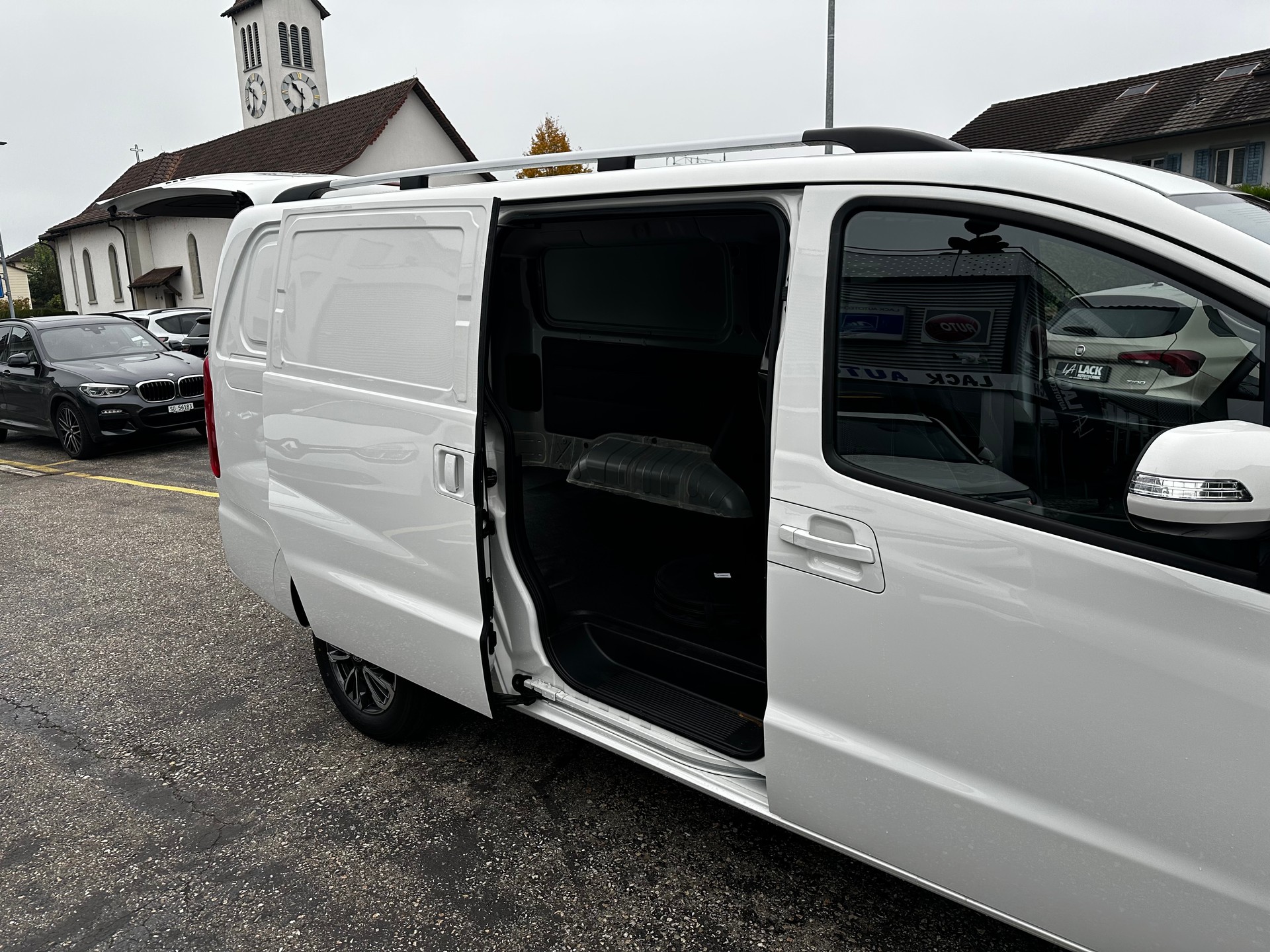 JAC M3ev-image-12