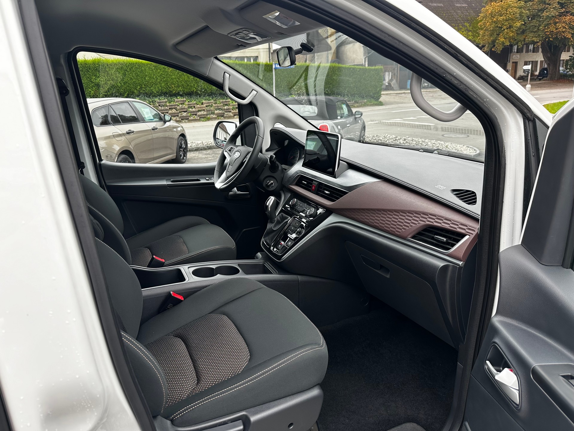 JAC M3ev-image-14
