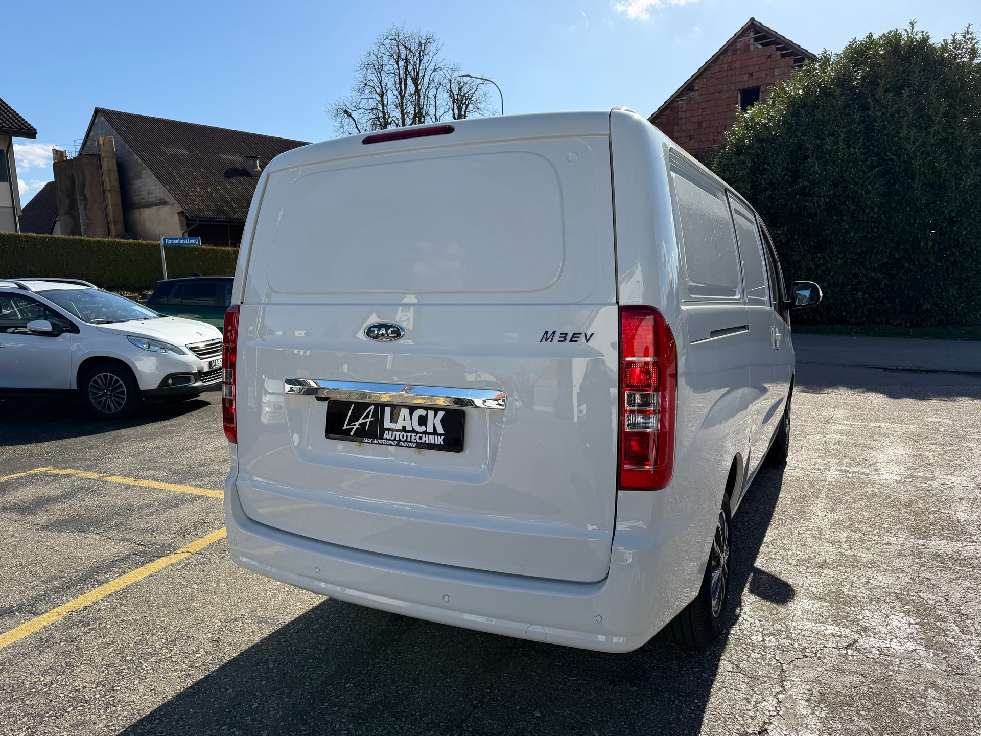 JAC M3ev-image-6