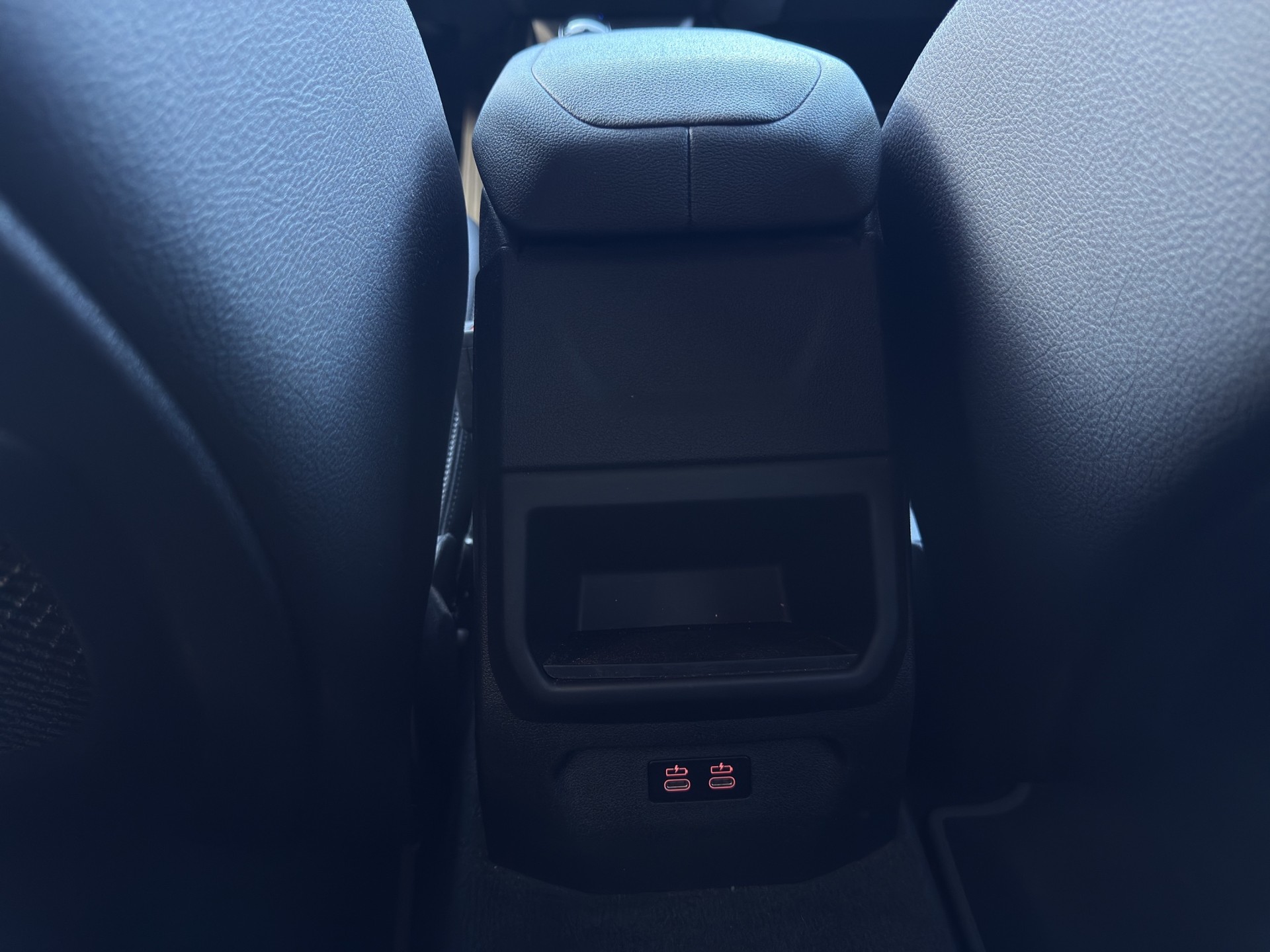 BMW 118i Steptronic-image-19