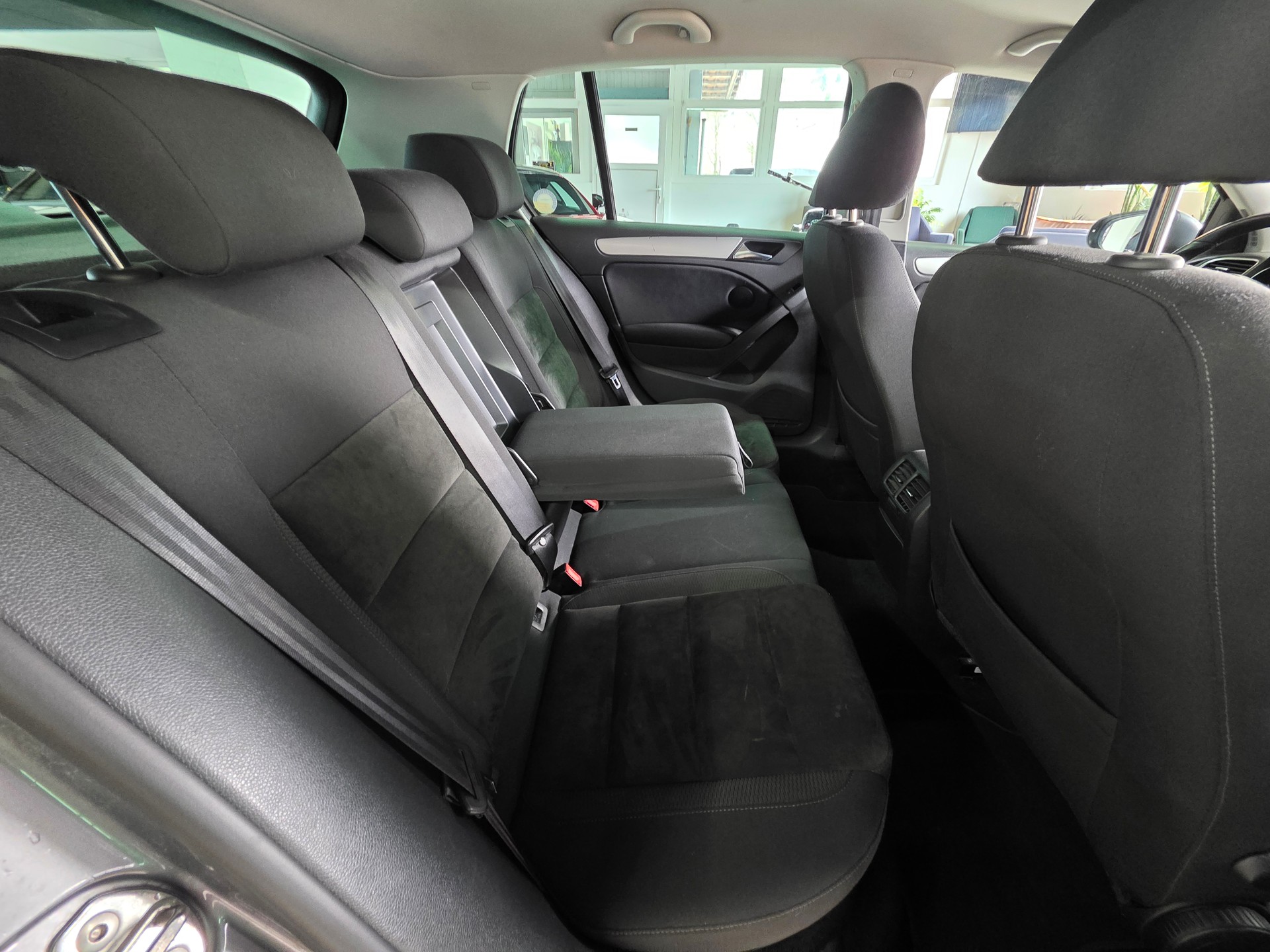 VW Golf 1.4 TSI Trendline-image-13