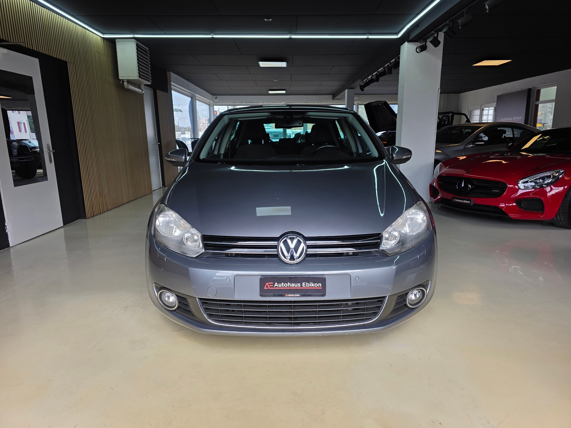 VW Golf 1.4 TSI Trendline-showroom-element-1