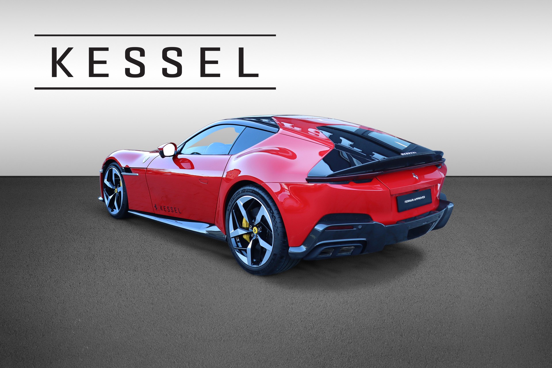 FERRARI 12 Cilindri-image-4