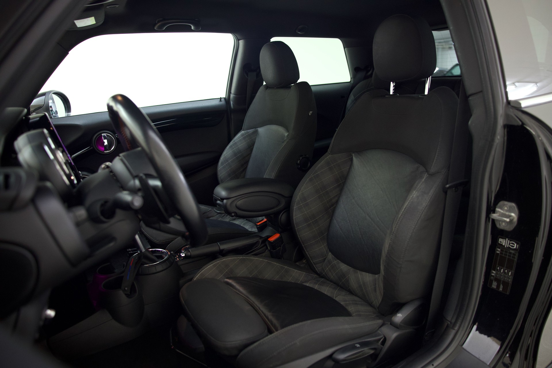 MINI Cooper S Steptronic-image-19