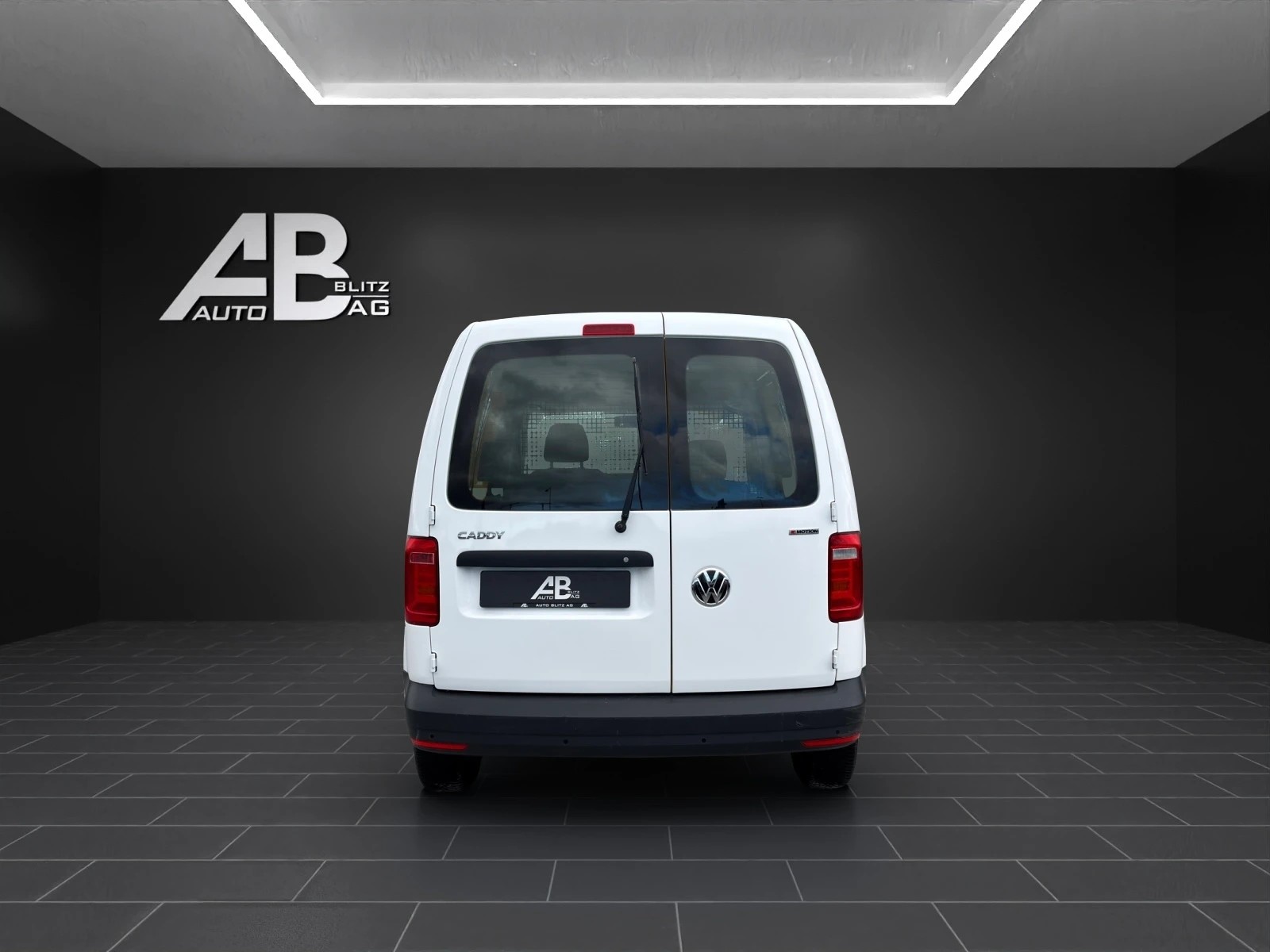VW Caddy 2.0TDI 4Motion BlueMotion Technology-showroom-element-3