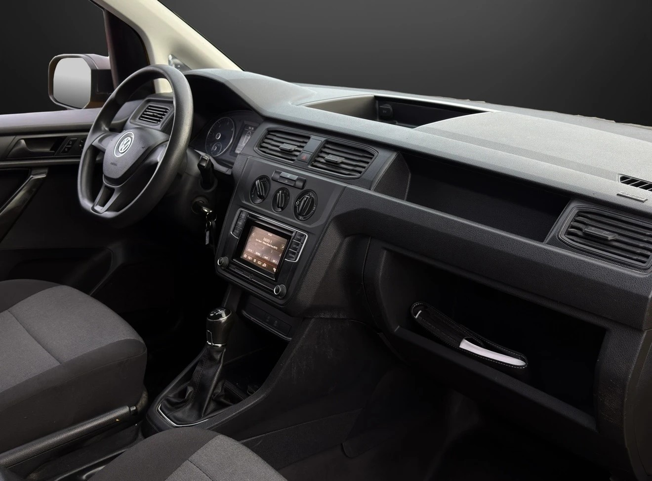 VW Caddy 2.0TDI 4Motion BlueMotion Technology-image-9