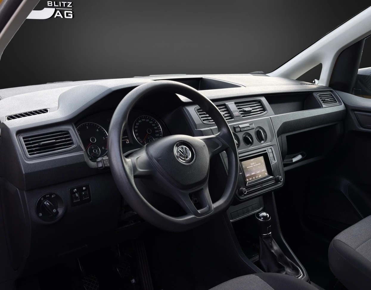 VW Caddy 2.0TDI 4Motion BlueMotion Technology-image-7