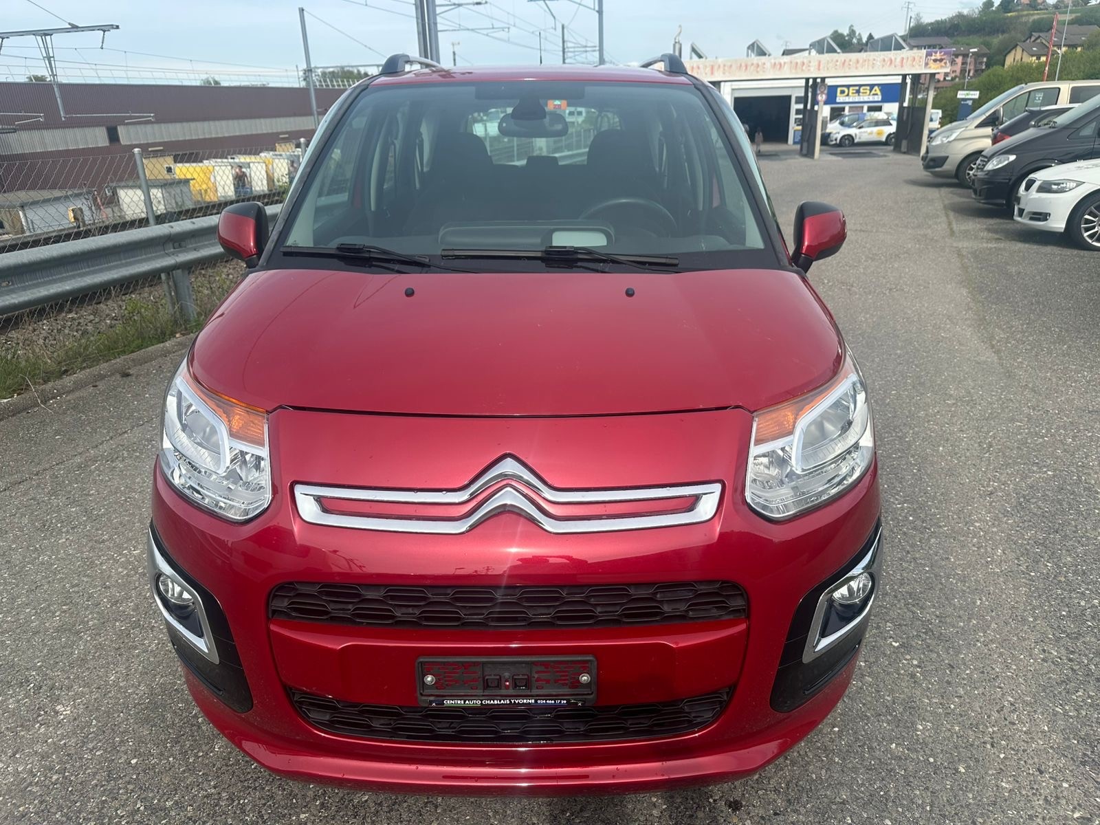 CITROEN C3 Picasso 1.6i 16V Black Top EGS6-image-1