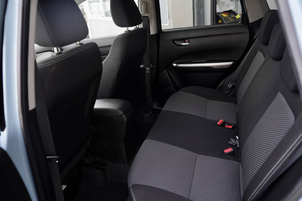 SUZUKI Vitara 1.4 T Compact+ Hybrid 4x4-image-17