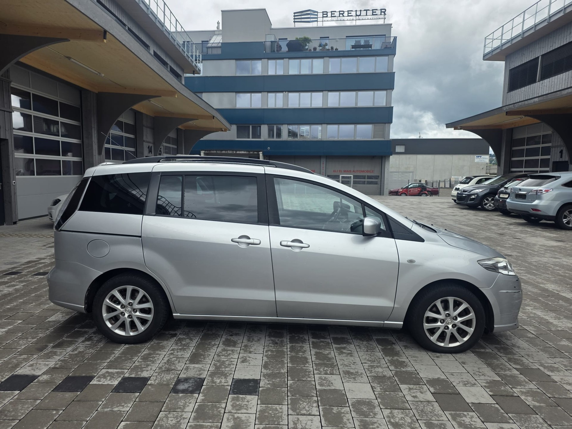 MAZDA 5 2.0 16V Confort-image-6