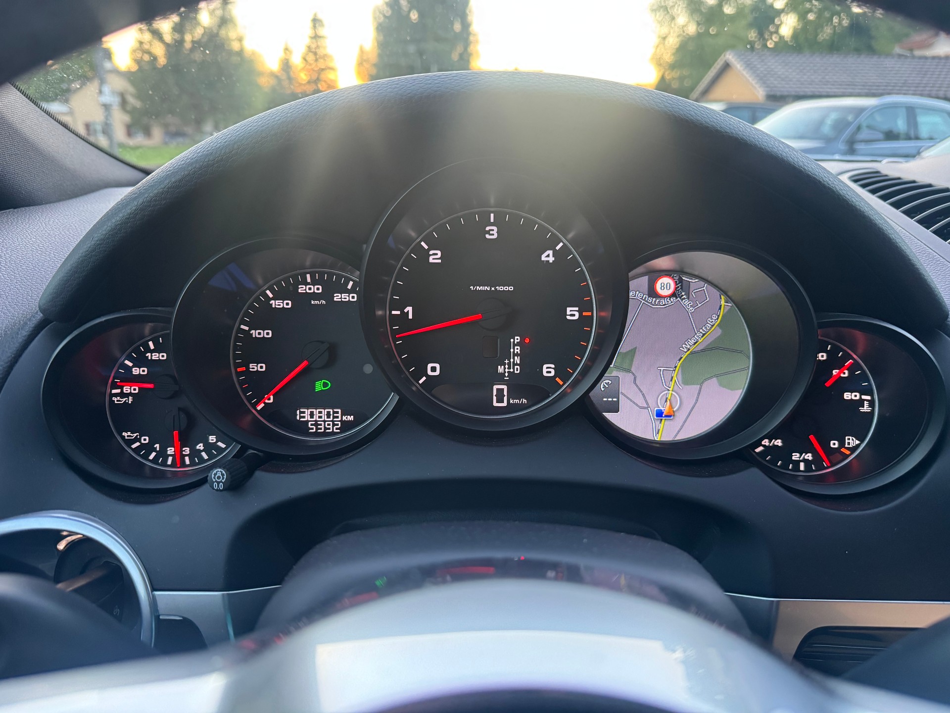 PORSCHE CAYENNE-image-15
