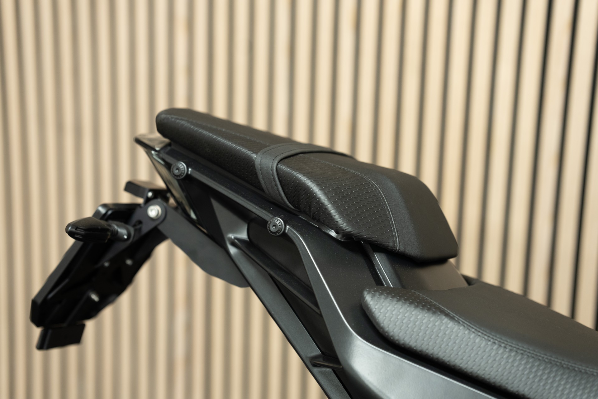 KTM 125 Duke mit Kurzheck und Lenkerendspiegeln-image-4