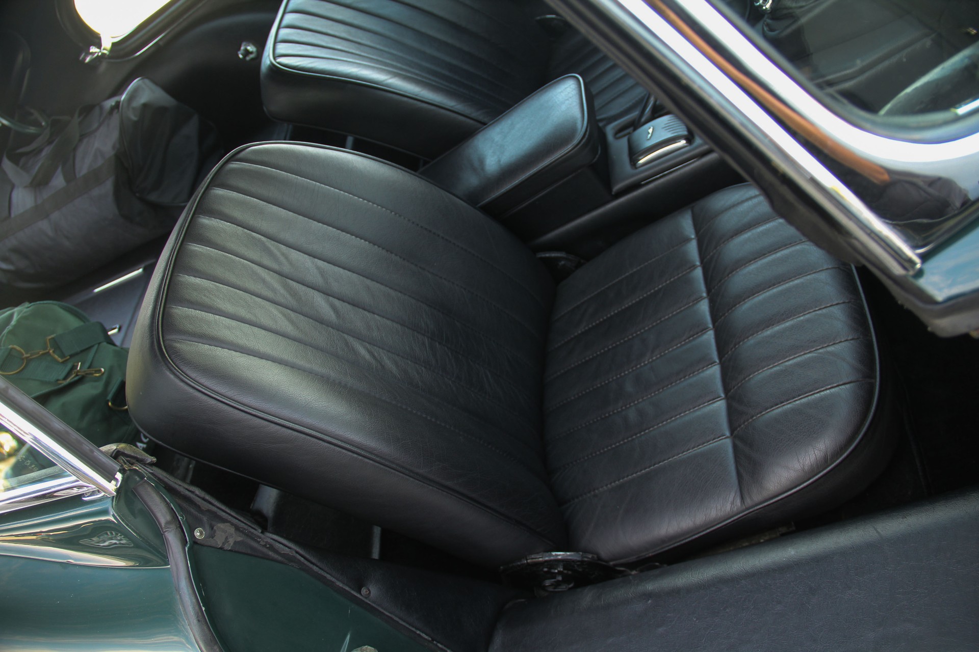 JAGUAR E-Type 4.2 Serie 1.5 2-seater 🇬🇧 ⭐⭐⭐⭐⭐-image-9