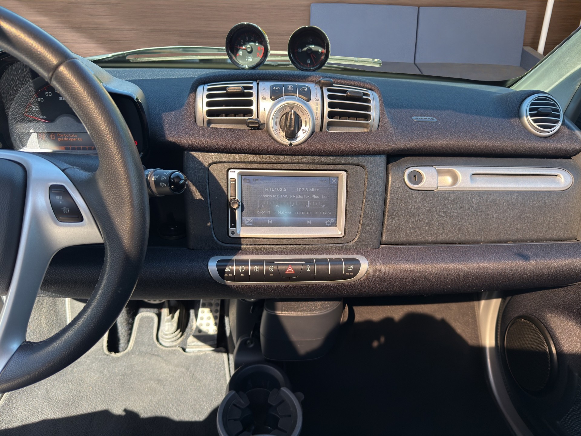 SMART fortwo Brabus Xclusive softouch-image-10