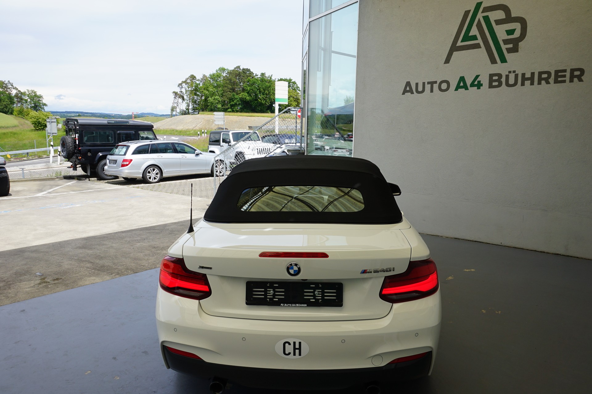 BMW M240i xDrive Convertible 340 PS CH-Auto mit Gratisservice "sehr gepflegtes Auto"-image-6