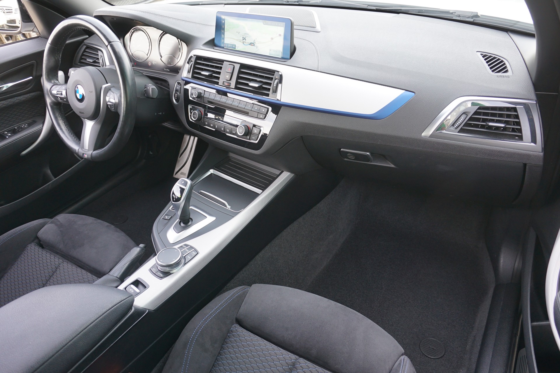 BMW M240i xDrive Convertible 340 PS CH-Auto mit Gratisservice "sehr gepflegtes Auto"-image-20