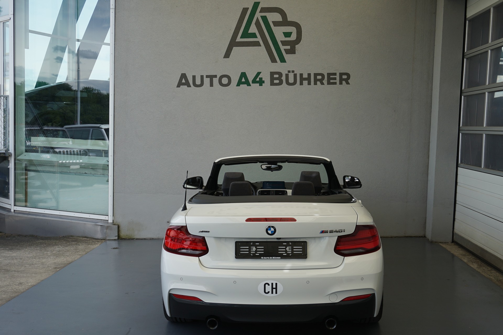 BMW M240i xDrive Convertible 340 PS CH-Auto mit Gratisservice "sehr gepflegtes Auto"-image-12