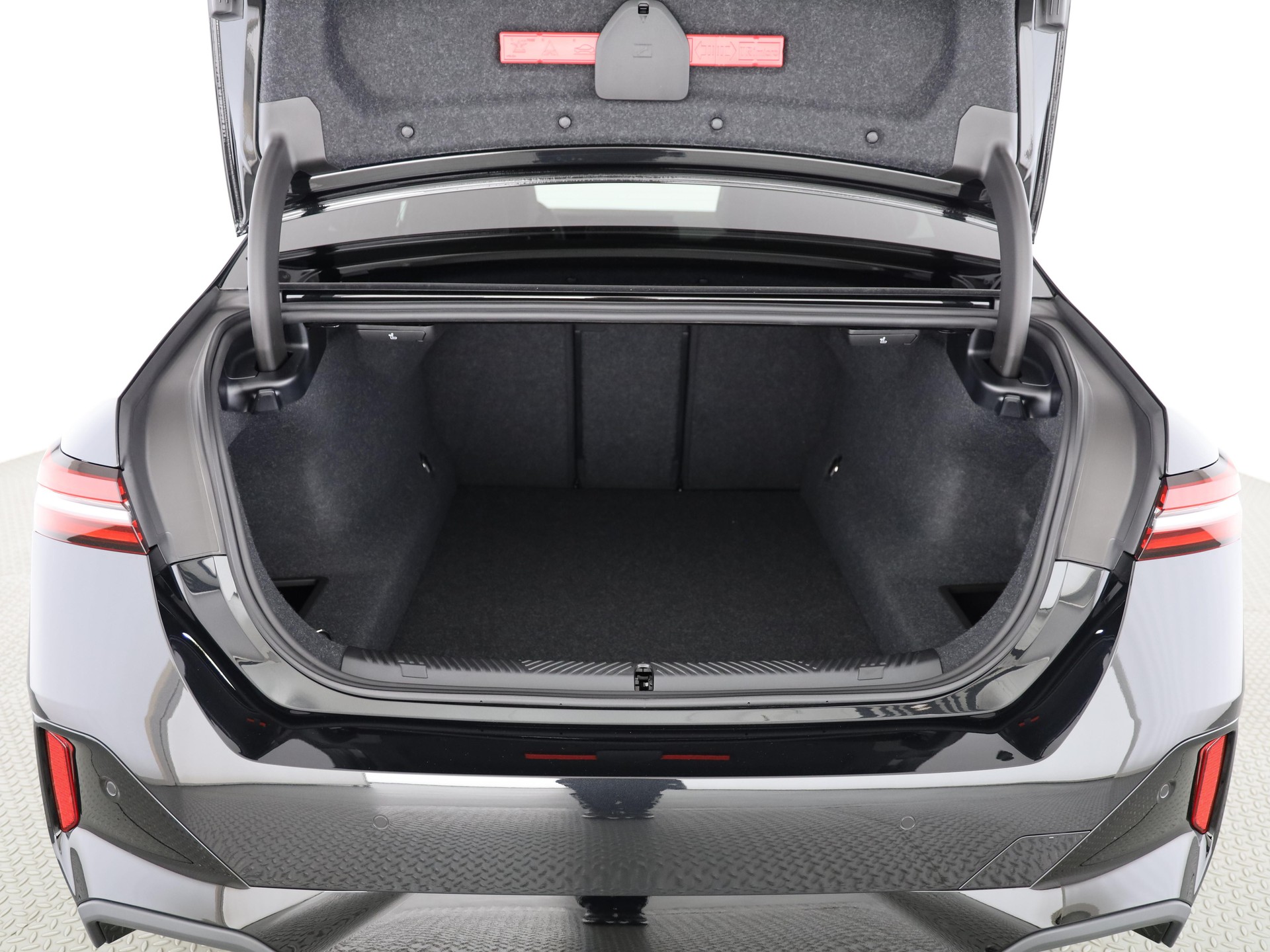BMW 520d xDrive-image-6