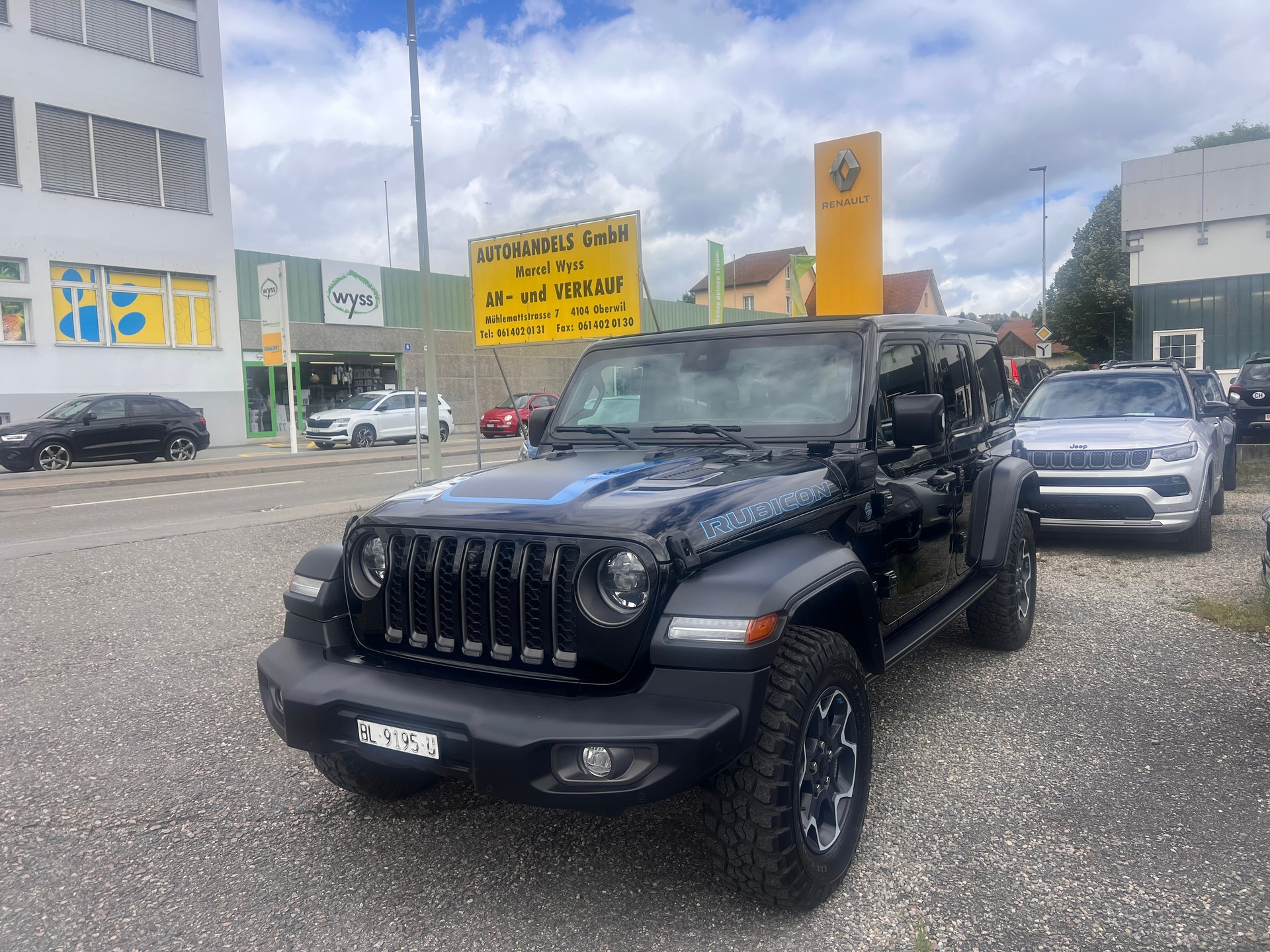 JEEP Wrangler 2.0 PHEV Unlimited Rubicon Automatic Soft Top-showroom-element-2
