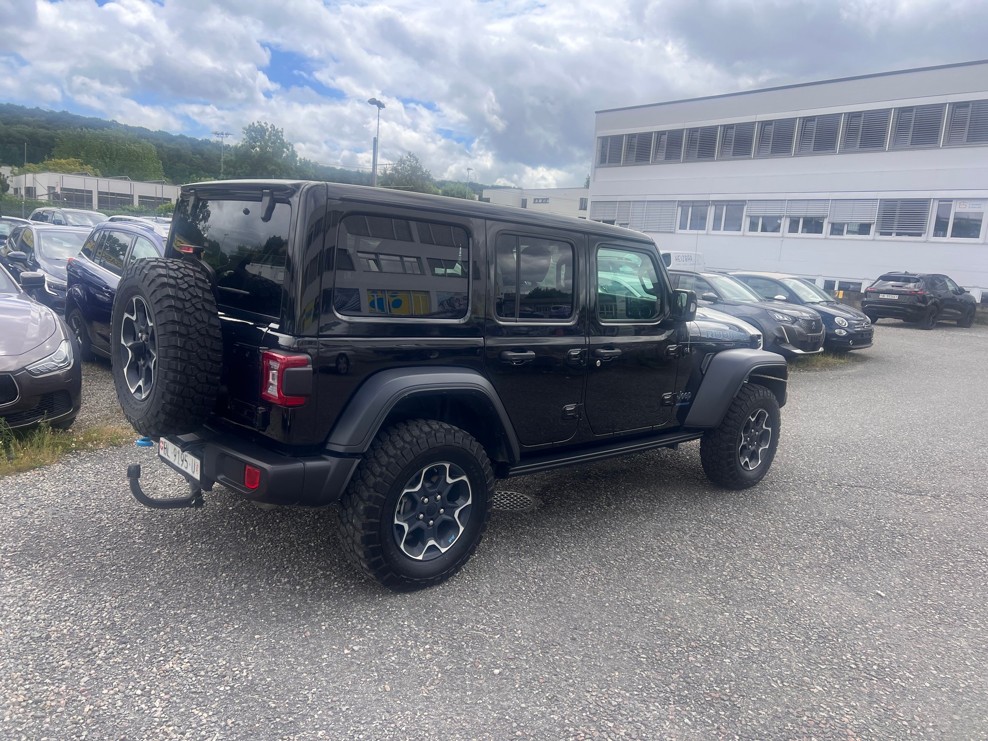 JEEP Wrangler 2.0 PHEV Unlimited Rubicon Automatic Soft Top-image-5