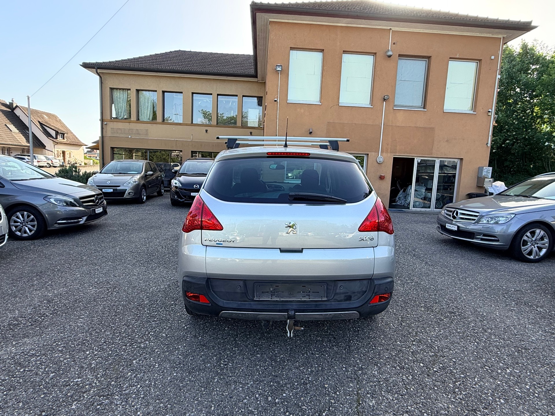 PEUGEOT 3008 1.6 16V T Swiss Edition-image-5
