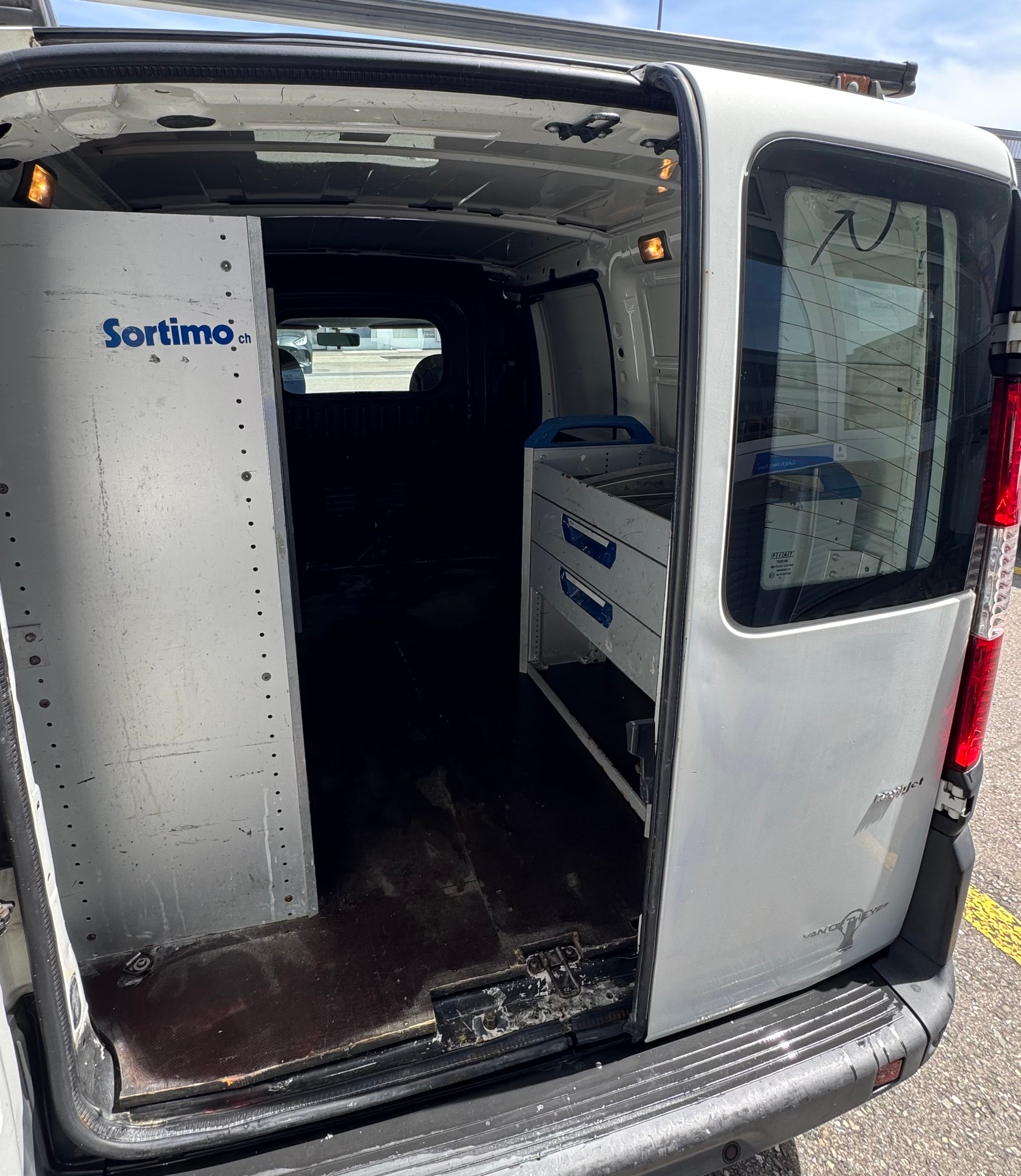 FIAT Doblò 1.9 JTD CargoMaxi Swiss-image-8