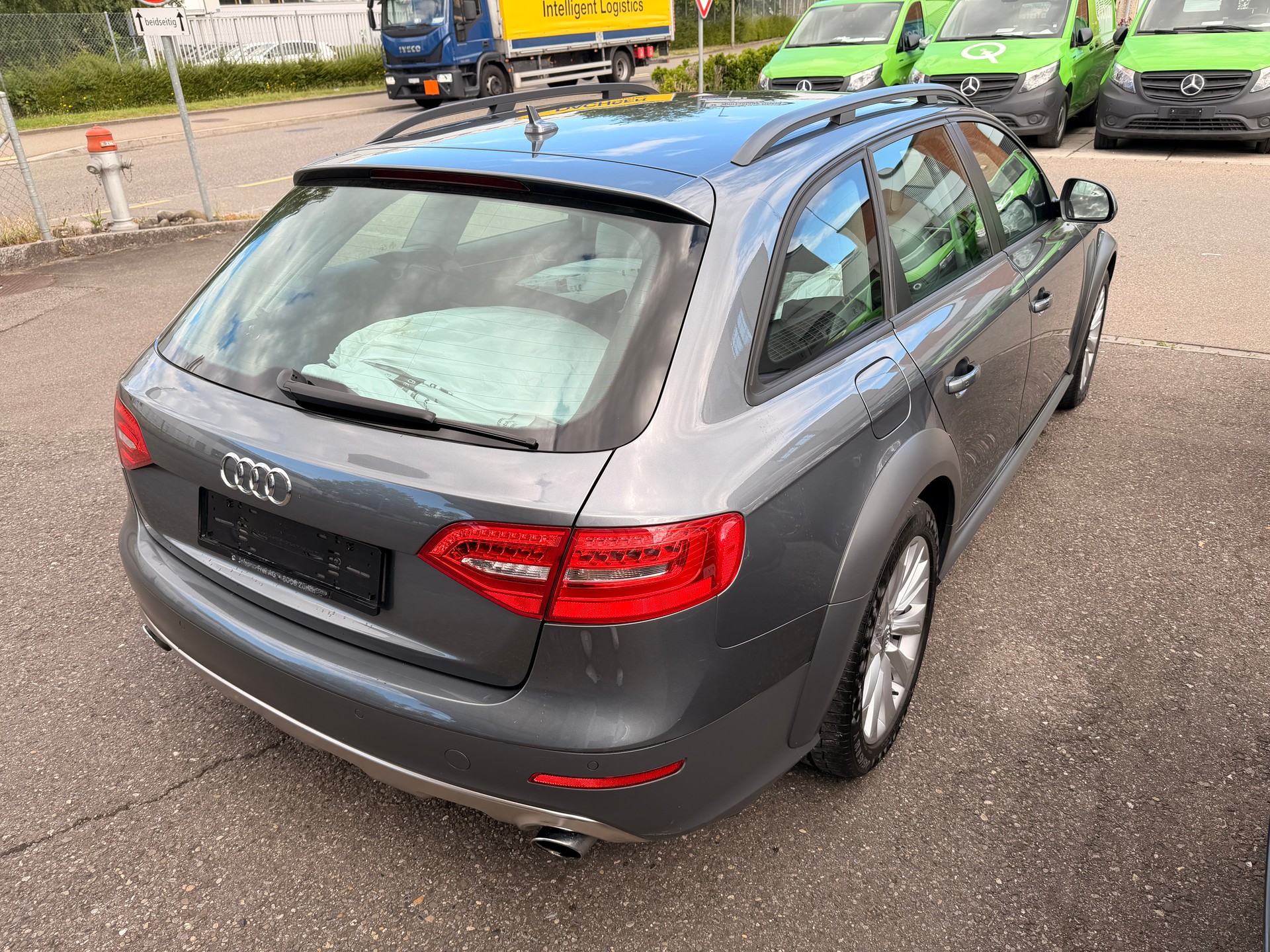 AUDI A4 allroad 2.0 TFSI quattro S-tronic-image-3