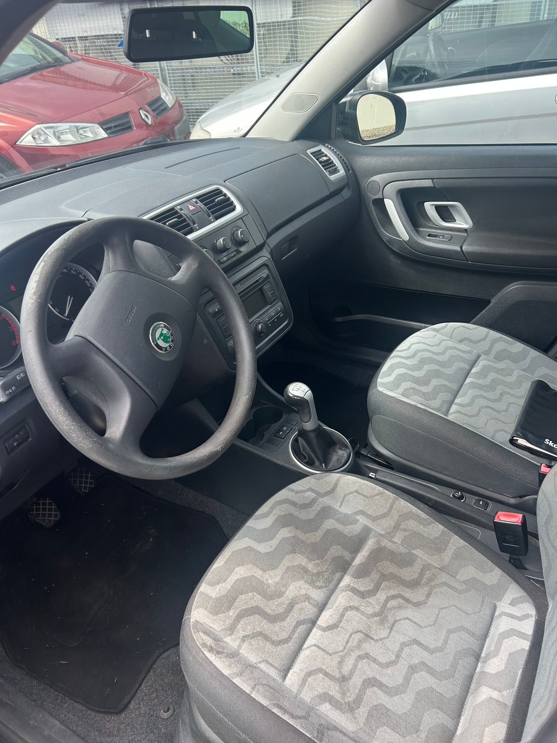 SKODA Fabia 1.2 Entry-showroom-element-2