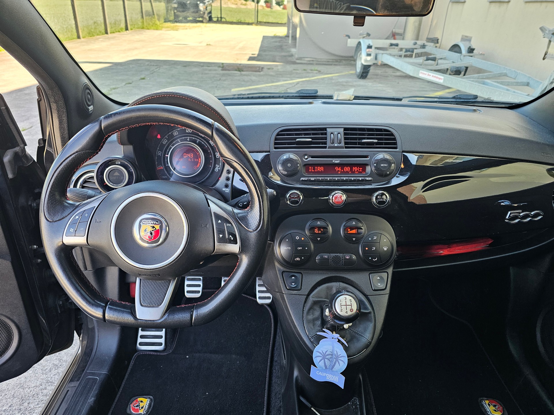 FIAT 500 1.4 16V Turbo Abarth-image-8