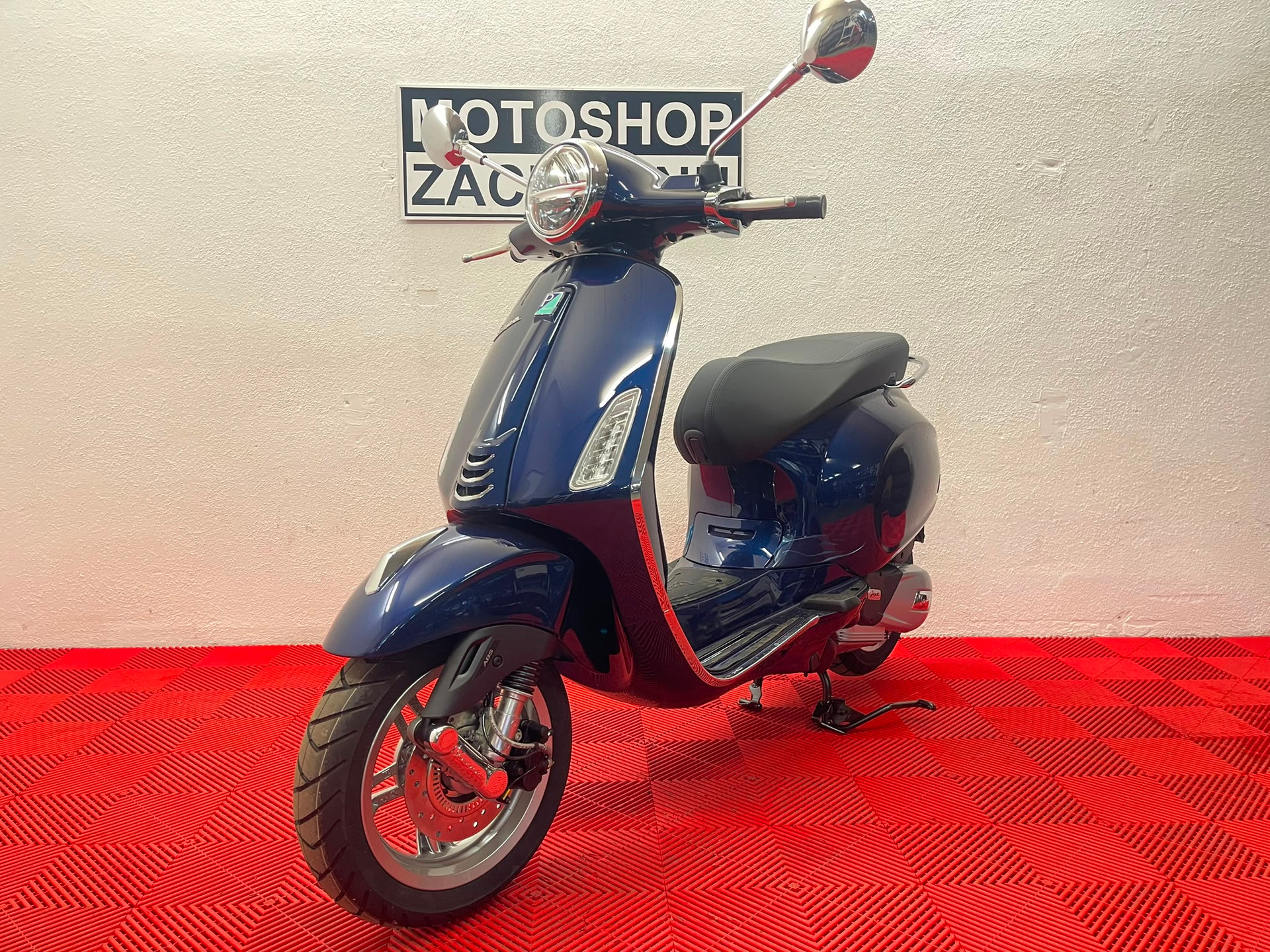 PIAGGIO Vespa 125 Primavera Euro 5+-image-2