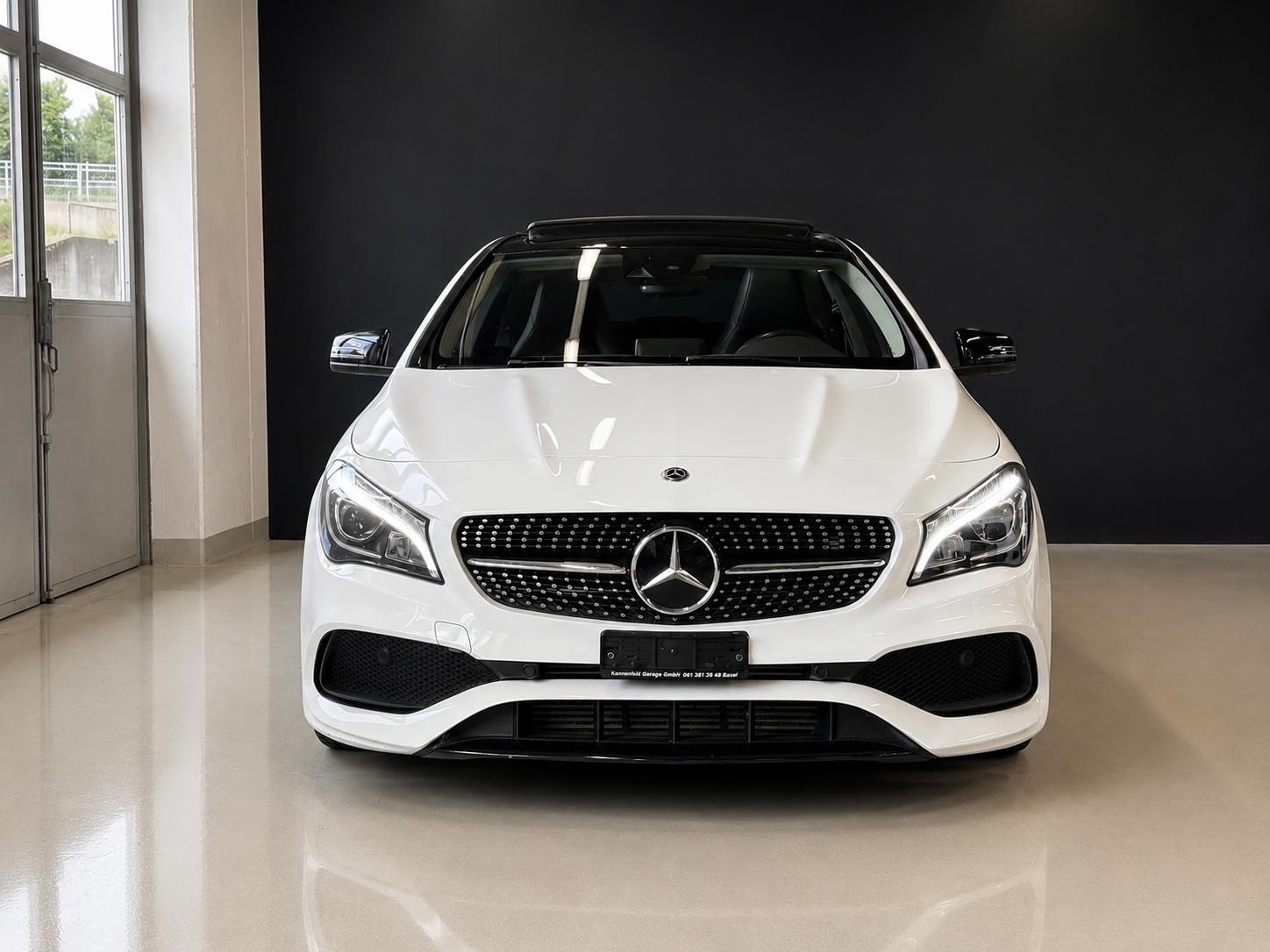 MERCEDES-BENZ CLA 250 AMG Line 7G-DCT 4Matic-image-2