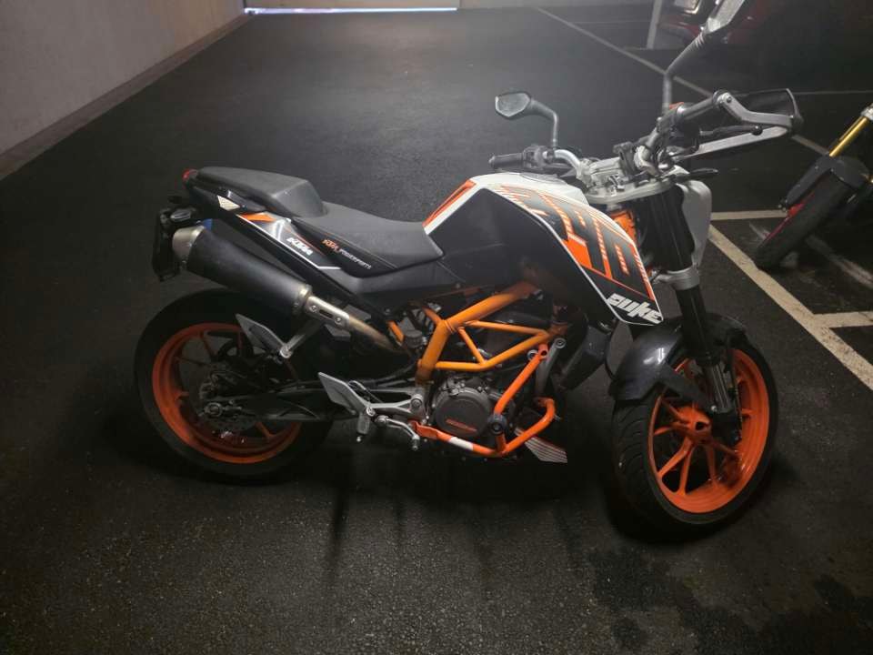 KTM 390 Duke ABS-image-6