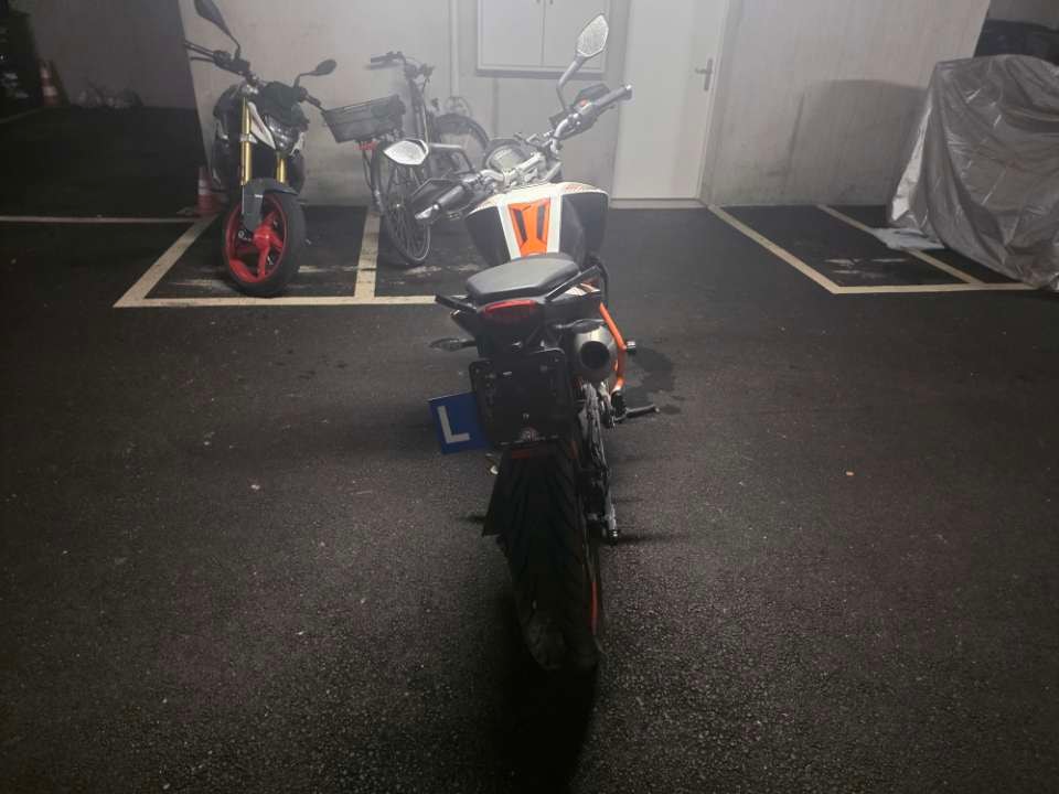 KTM 390 Duke ABS-image-4