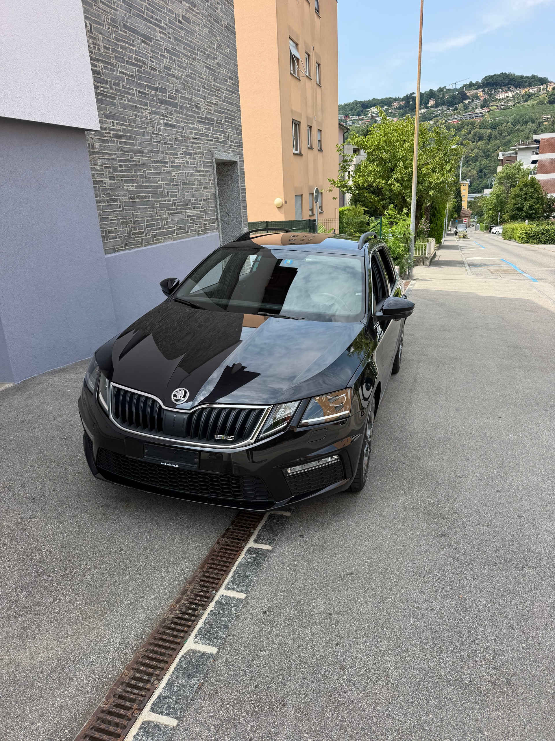 SKODA Octavia Combi 2.0 TSI RS DSG
