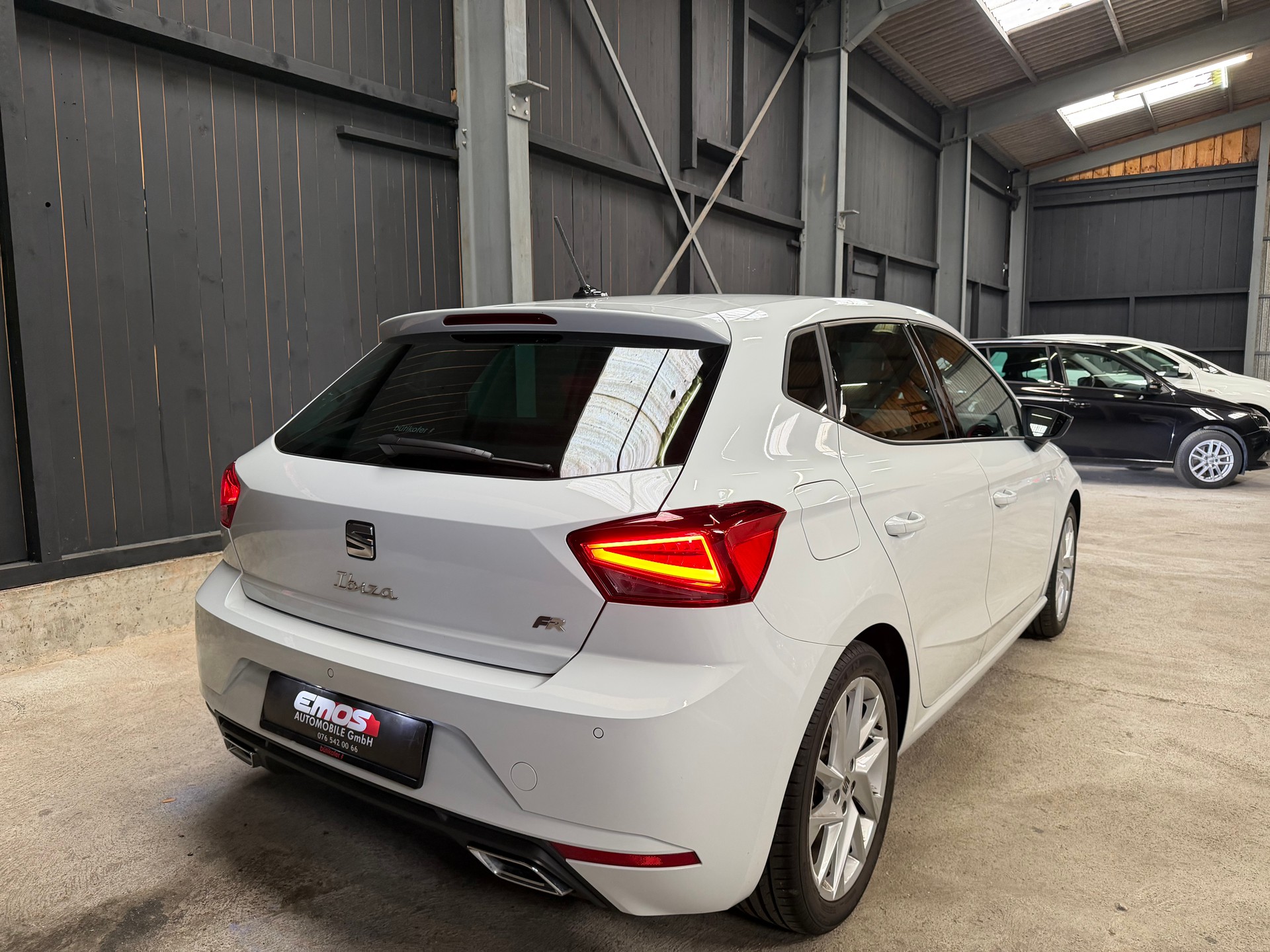 SEAT Ibiza 1.0 EcoTSI Hola FR DSG-image-4