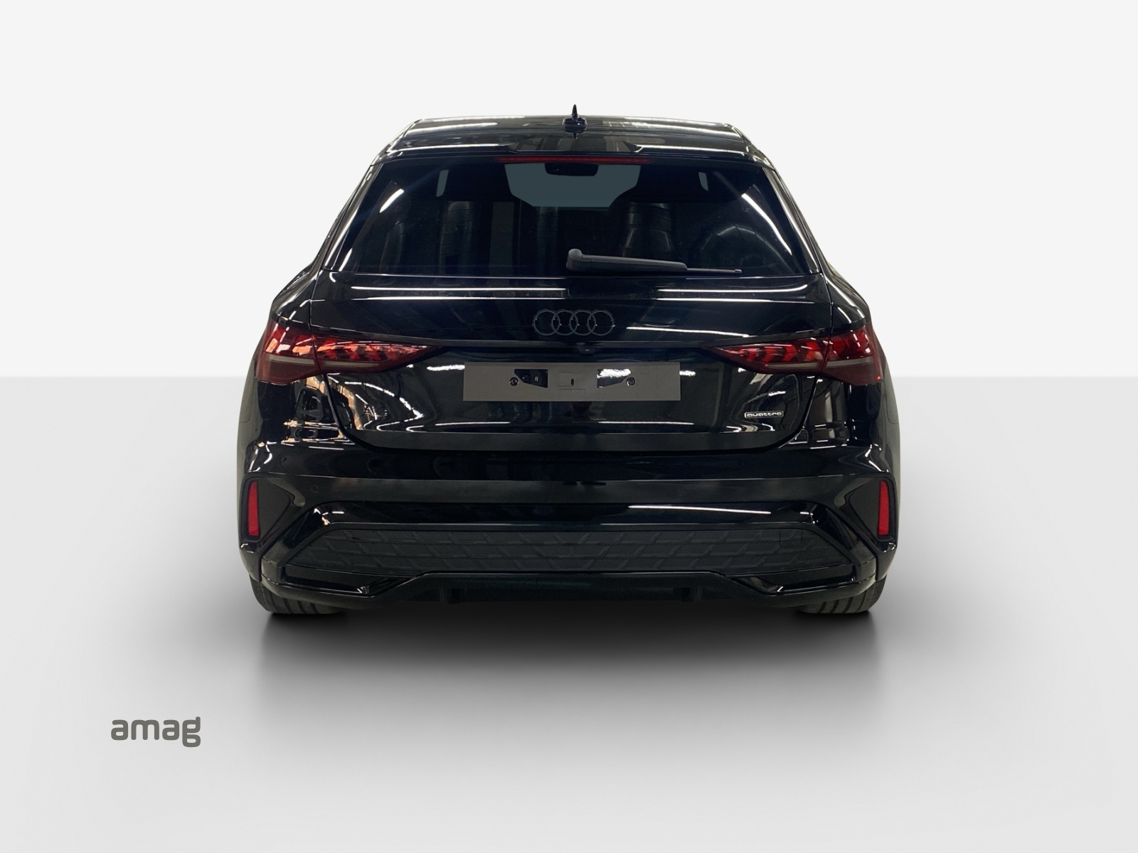 AUDI A3 Sportback TFSI 150 kW quattro S line S tronic-showroom-element-3