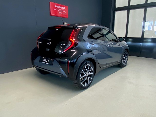TOYOTA Aygo X 1.5 VVT-i HSD GR Sport-image-4