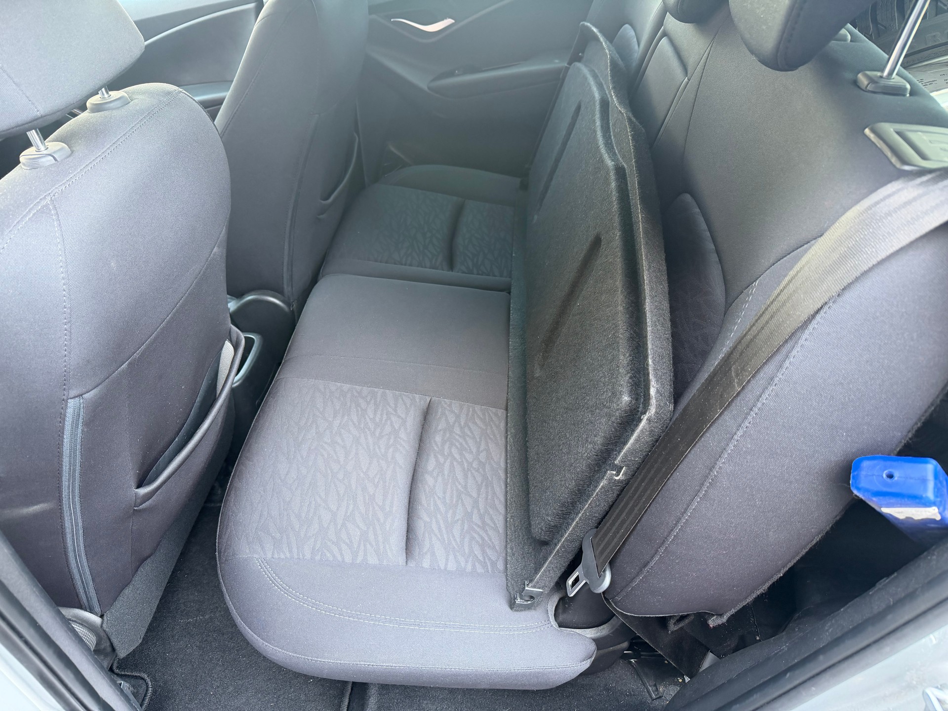 HYUNDAI iX20 1.6 Premium-image-11