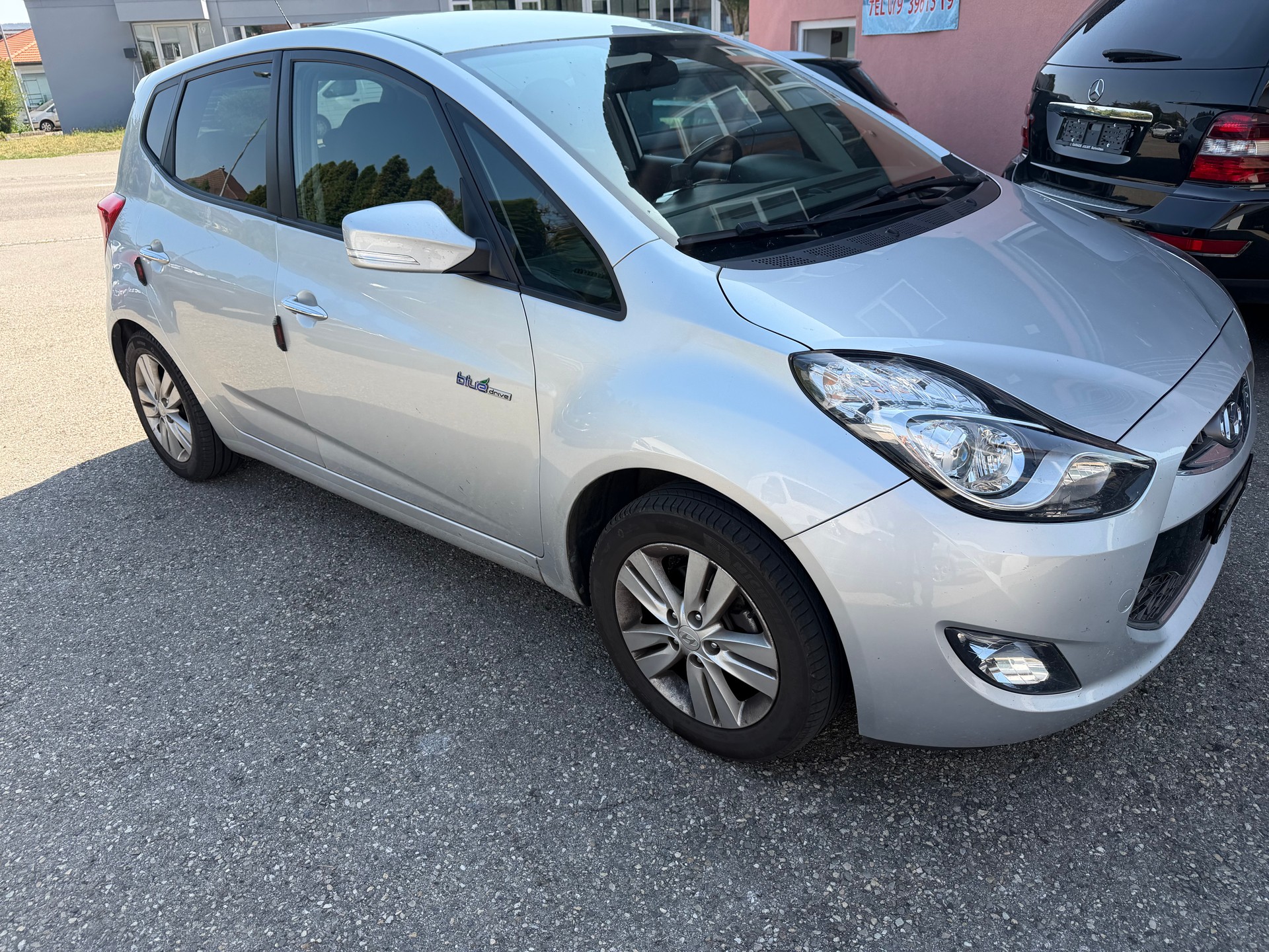 HYUNDAI iX20 1.6 Premium-image-2